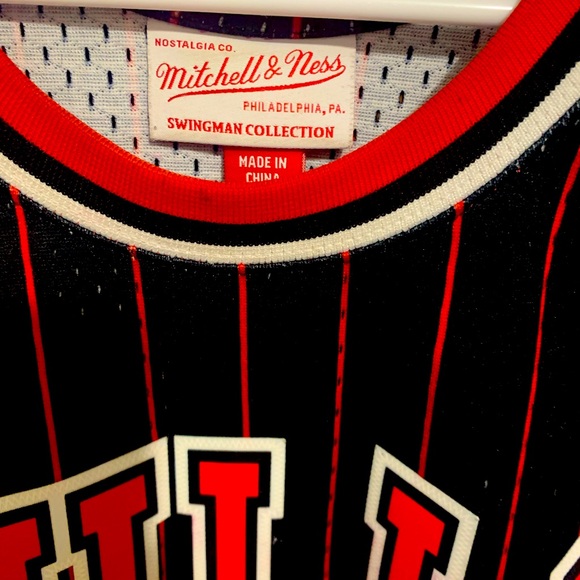 Toni Kukoc #7 Bulls 95-96 Hardwood Classics Swingman Player Jersey - Picture 5 of 15